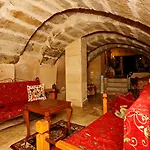 Anatolia Raymonde Cave House 3*