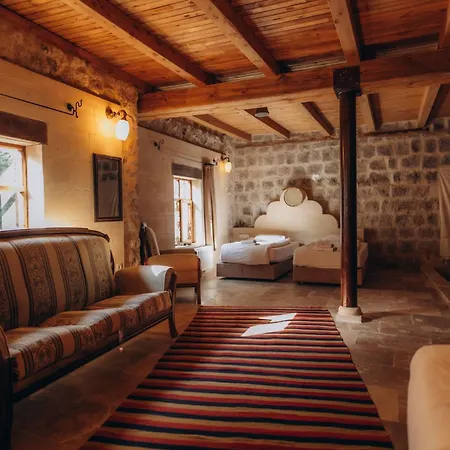 Anatolia Raymonde Cave House Üchisar