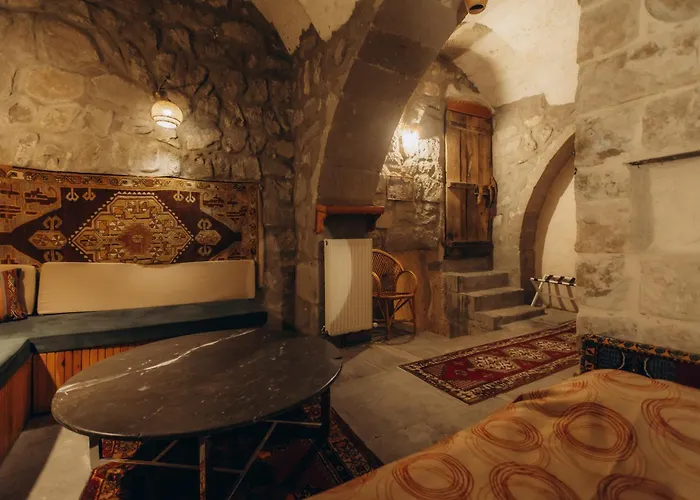 Anatolia Raymonde Cave House 3* Üçhisar